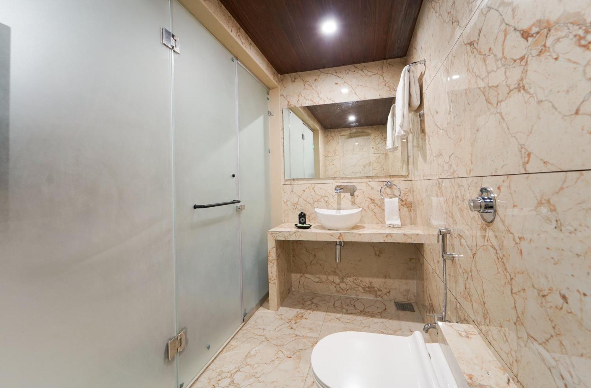 Hotel Bright Star Mahābaleshwar Kültér fotó