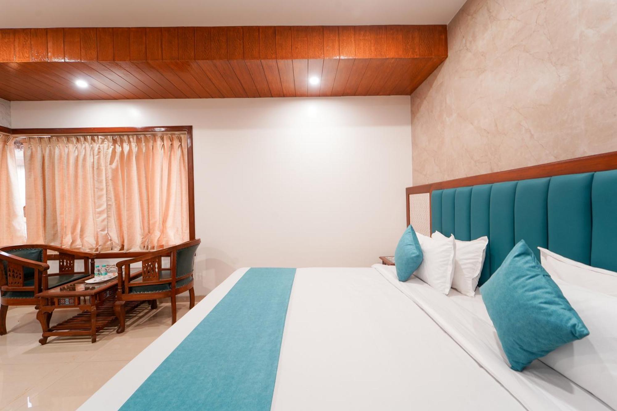 Hotel Bright Star Mahābaleshwar Kültér fotó