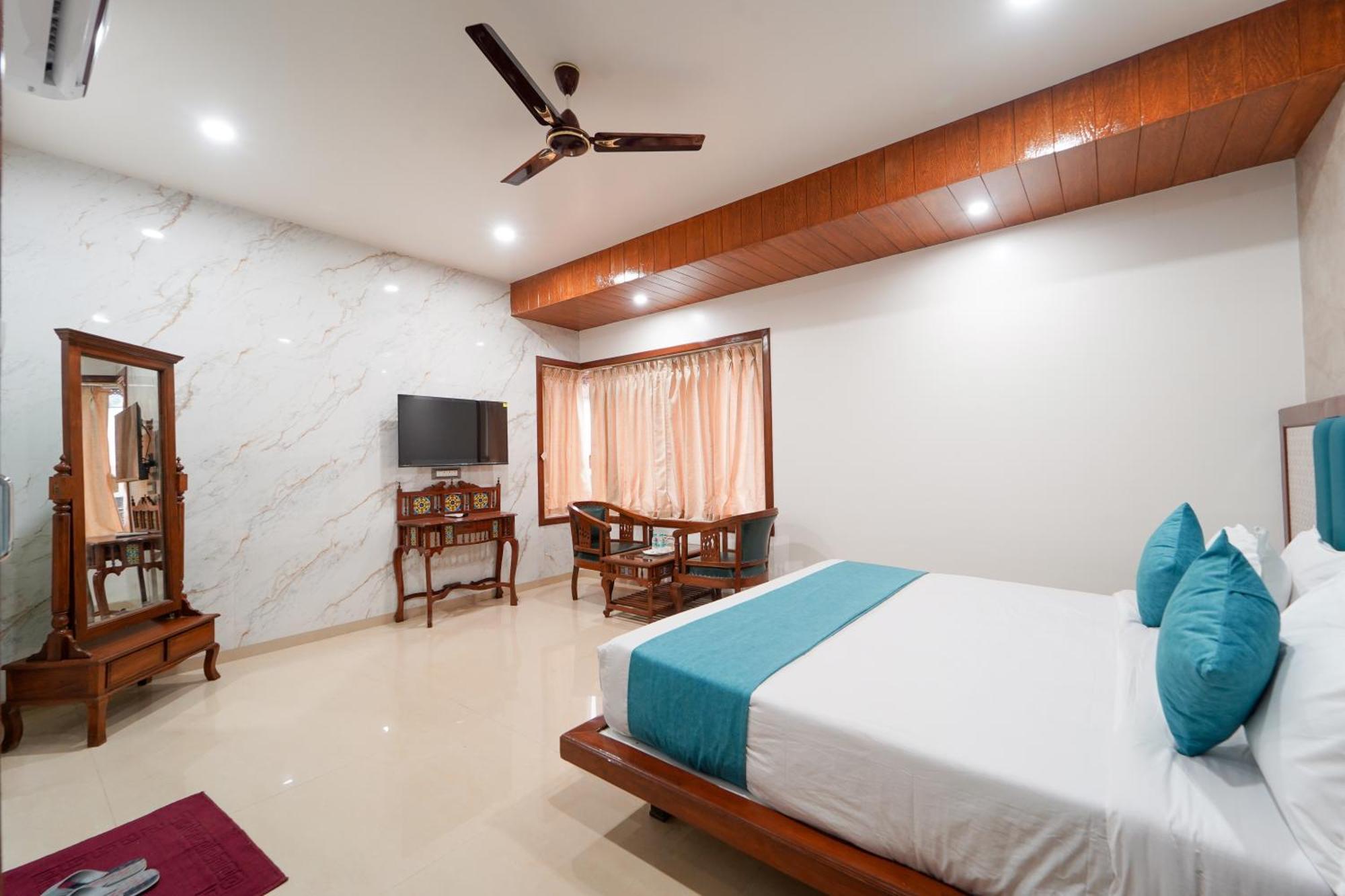 Hotel Bright Star Mahābaleshwar Kültér fotó
