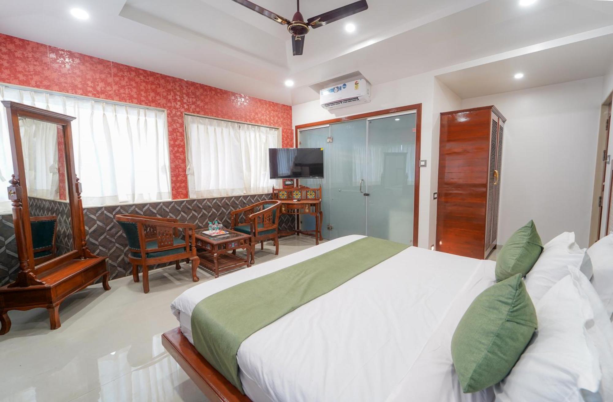 Hotel Bright Star Mahābaleshwar Kültér fotó
